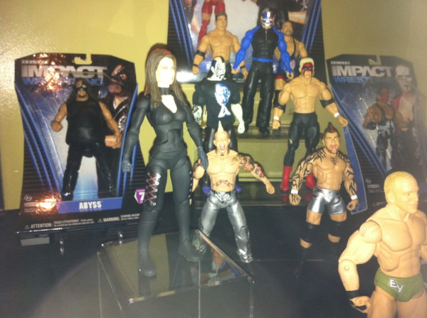 Фигурки от TNA